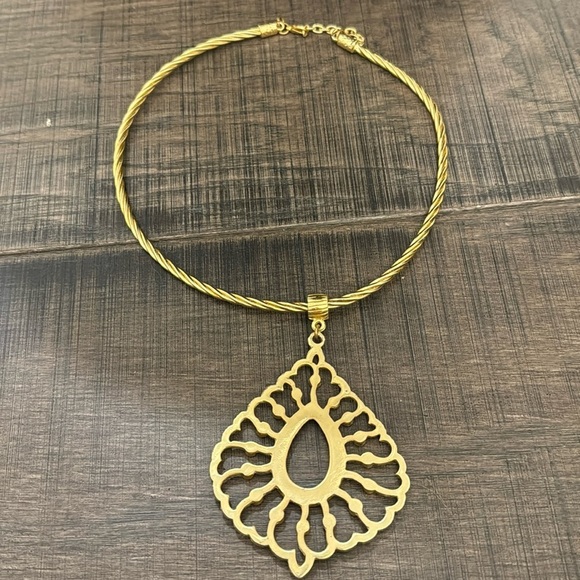 EMBELLISHED WOMEN NECKLACE - Picture 17 of 17